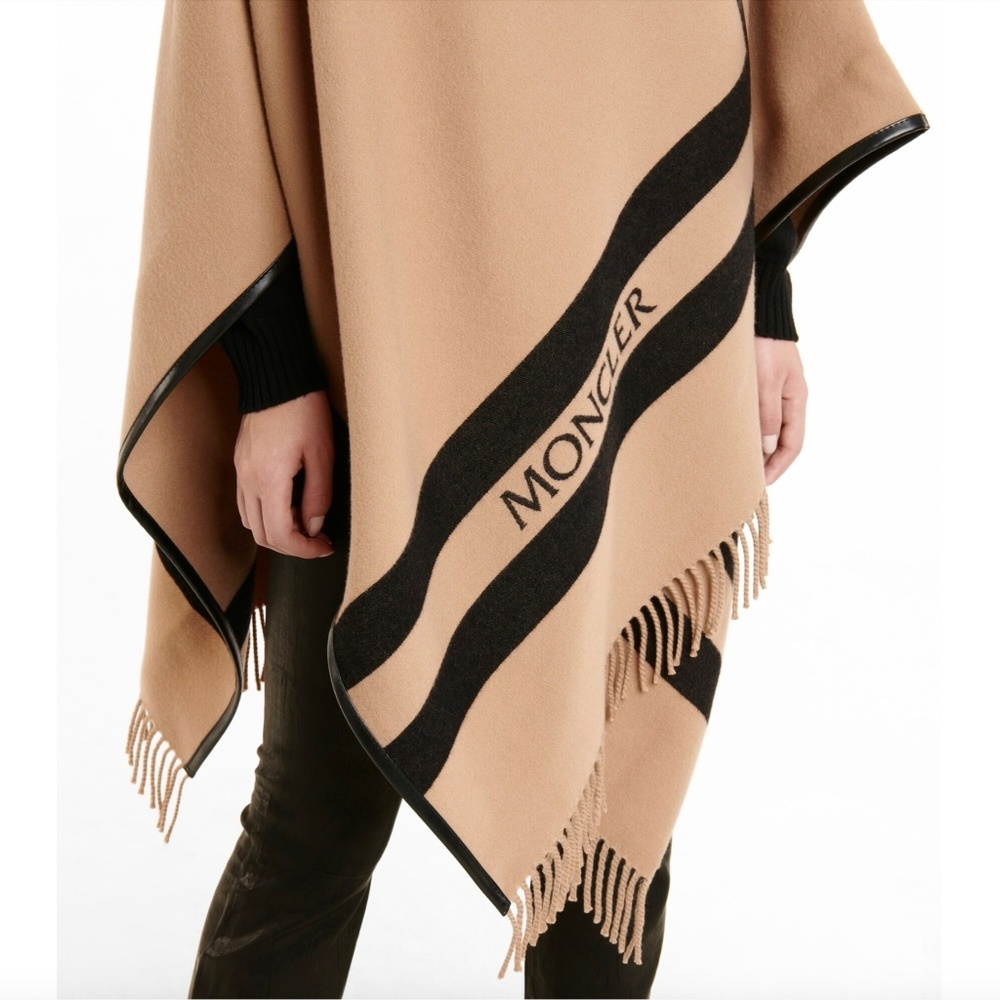 Moncler Beige Virgin Wool Logo Cape With Black Leather Trim And Fringe - Picture 8 of 15